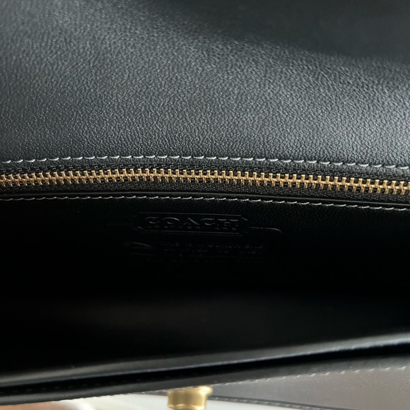 Coach Dinky Re-edition - Picture 6 of 6